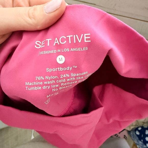 SET Active Pink Sports Bra & Legging Set - Picture 3 of 4